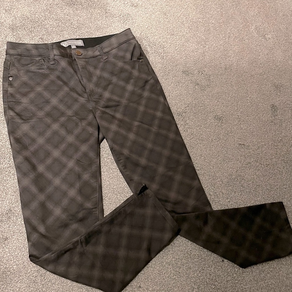 Wit and Wisdom Plaid Slacks